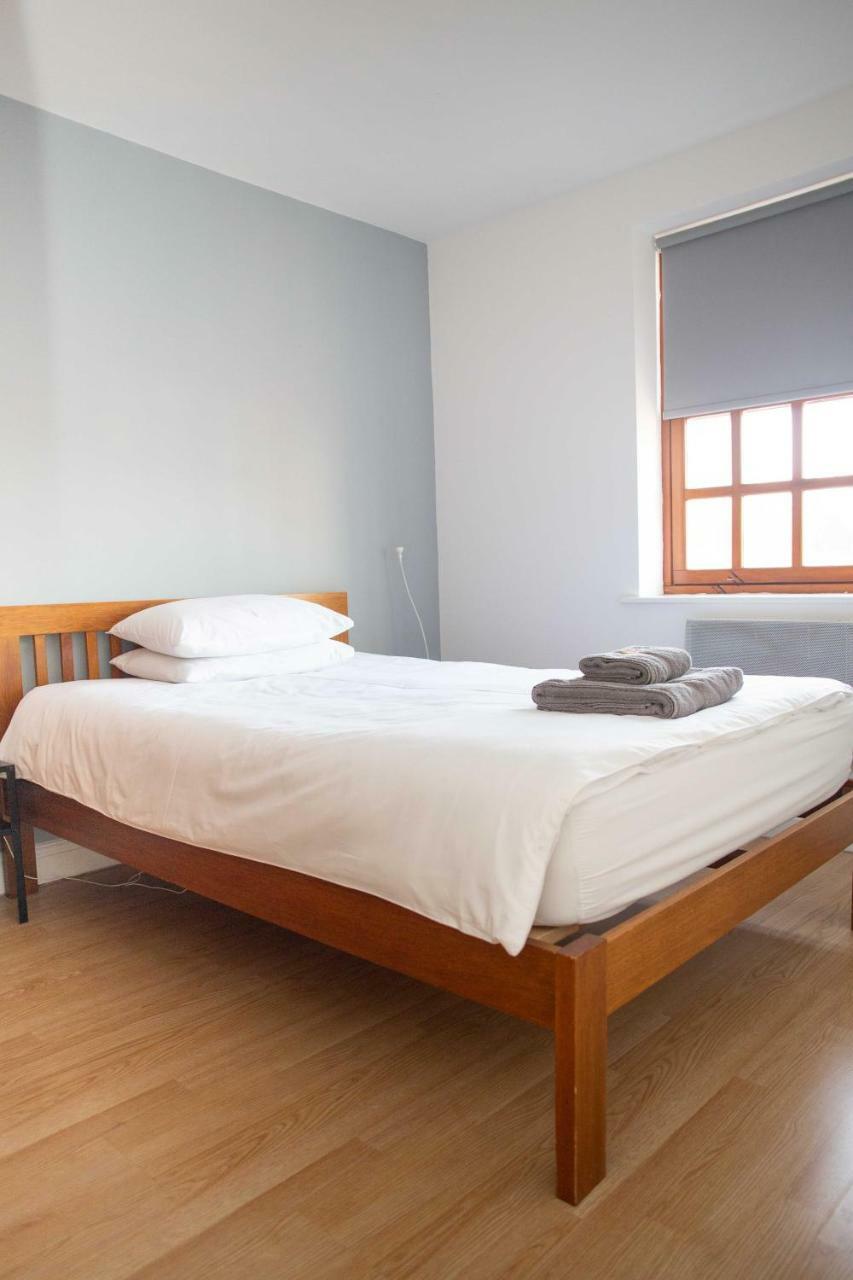 Quire Court Apartment Gloucester Ngoại thất bức ảnh