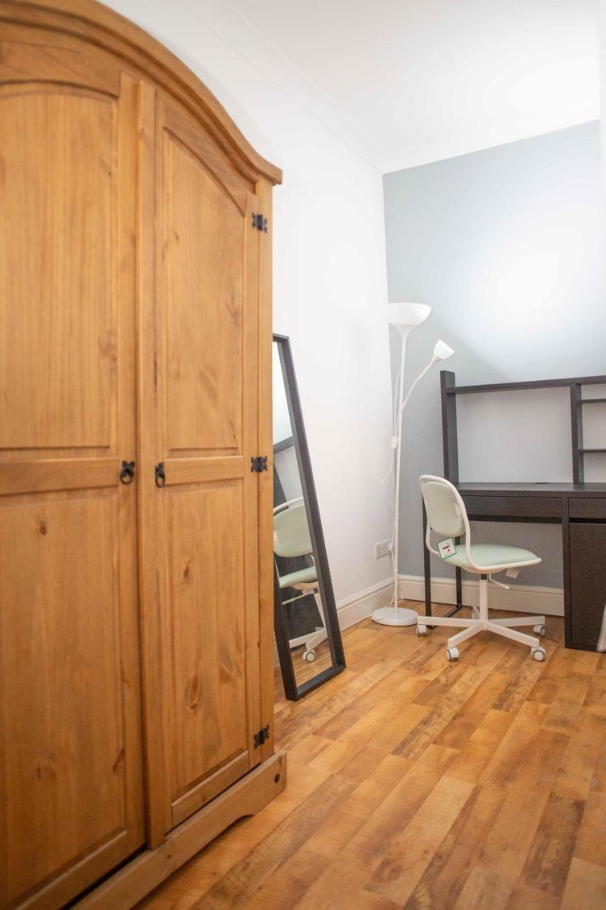 Quire Court Apartment Gloucester Ngoại thất bức ảnh