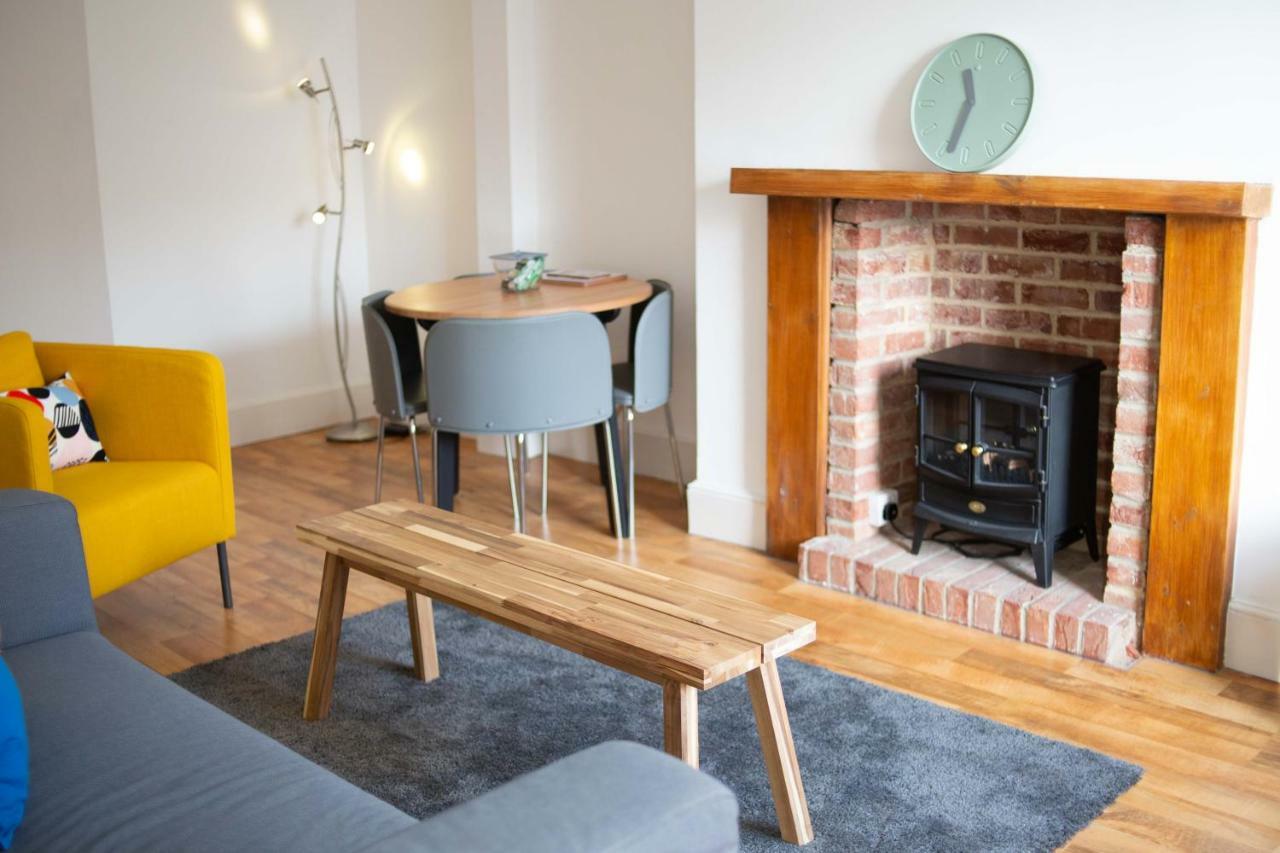 Quire Court Apartment Gloucester Ngoại thất bức ảnh